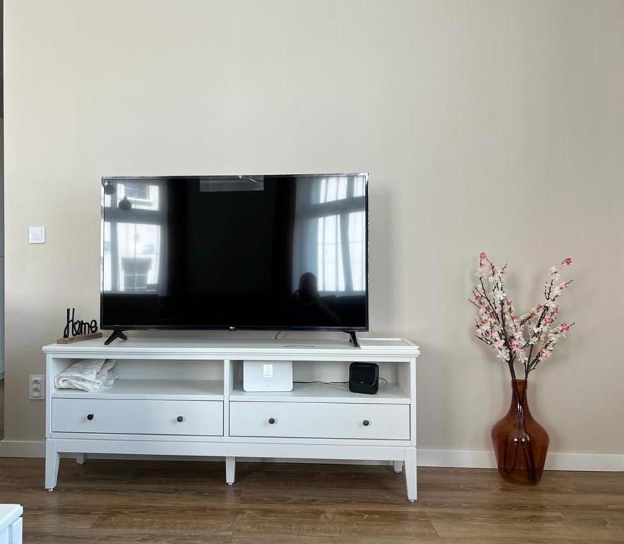 Apartment New 6 - Self Check In, Free Parking Pressburg